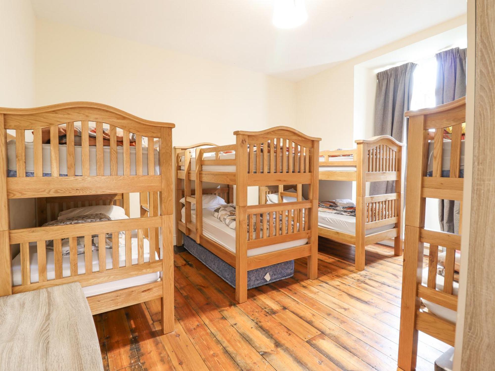 The Lombard Villa Dolgellau Ngoại thất bức ảnh