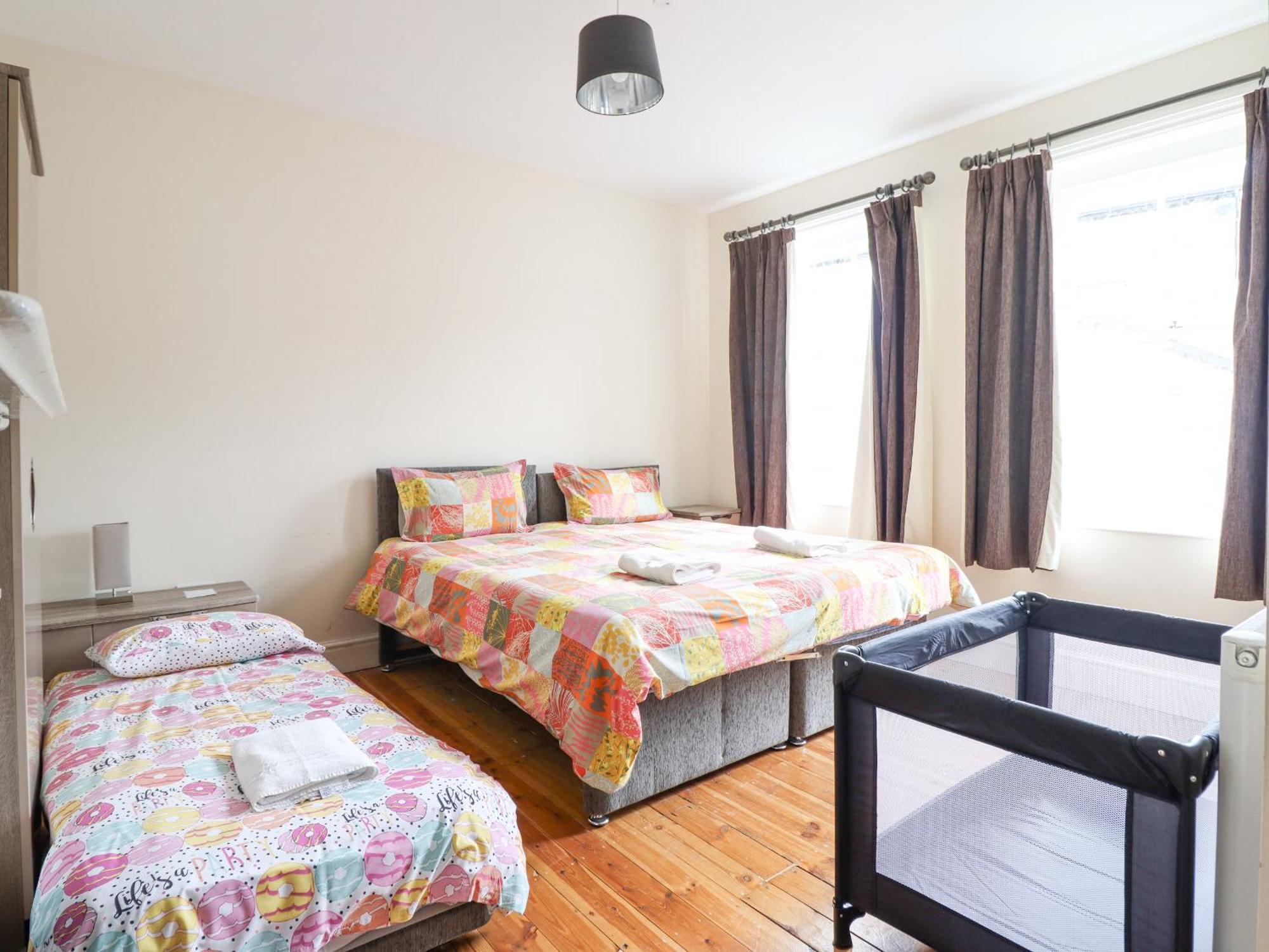 The Lombard Villa Dolgellau Ngoại thất bức ảnh
